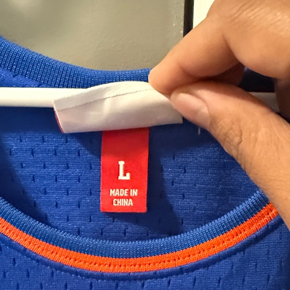 New York Knicks - Ewing Mitchell & Ness Jersey - Picture 6 of 6